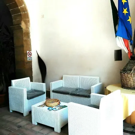 La Corte Di Zaccaria *